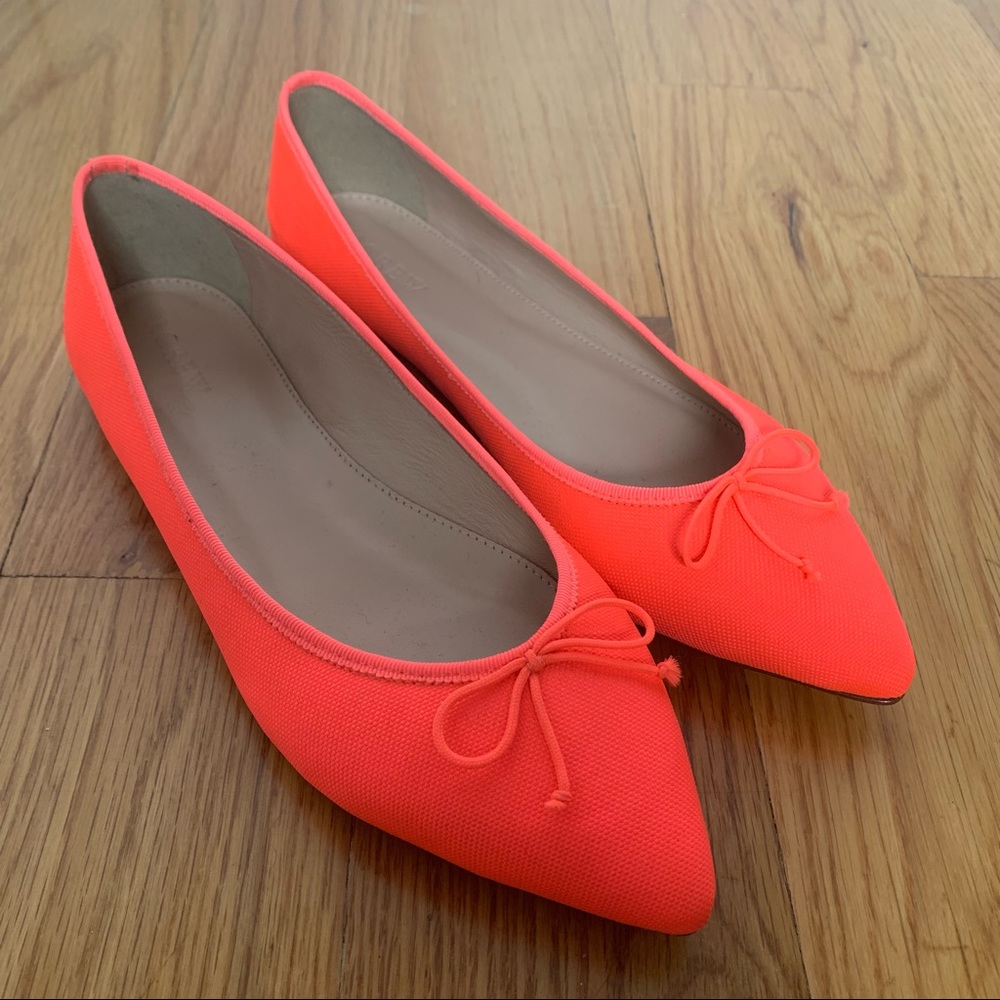 NWOB J Crew Gemma Flats in Neon Coral Size 8